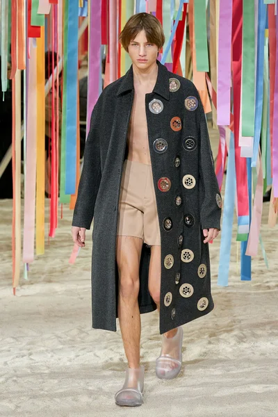 Look 56